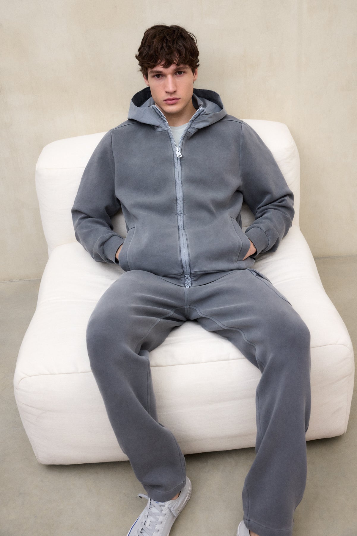 DYLAN DARK GREY NEOPRENE SWEATSHIRT FOR MEN | ECOALF