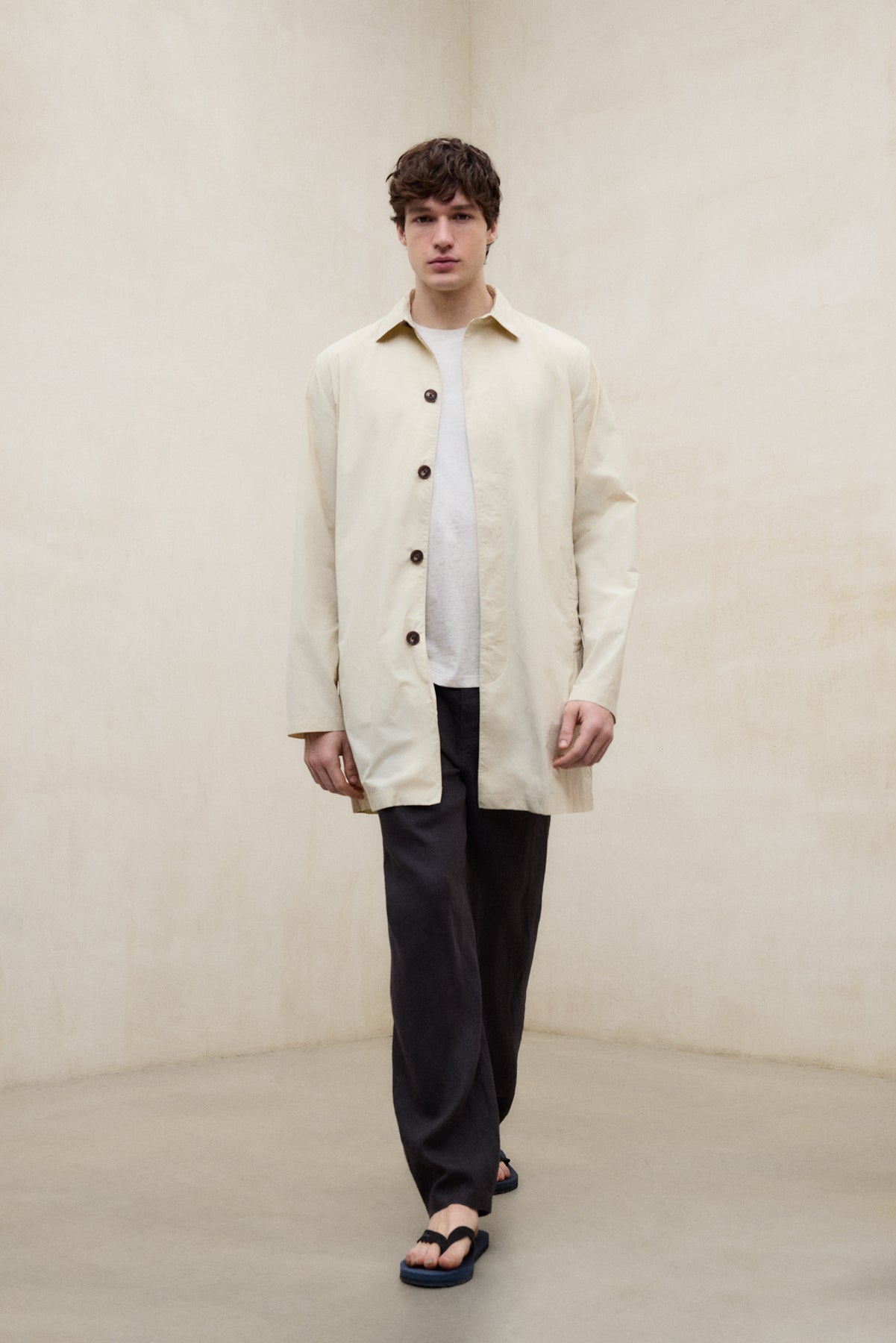 BEIGE PACKABLE VESTAL TRENCH COAT FOR MEN | ECOALF