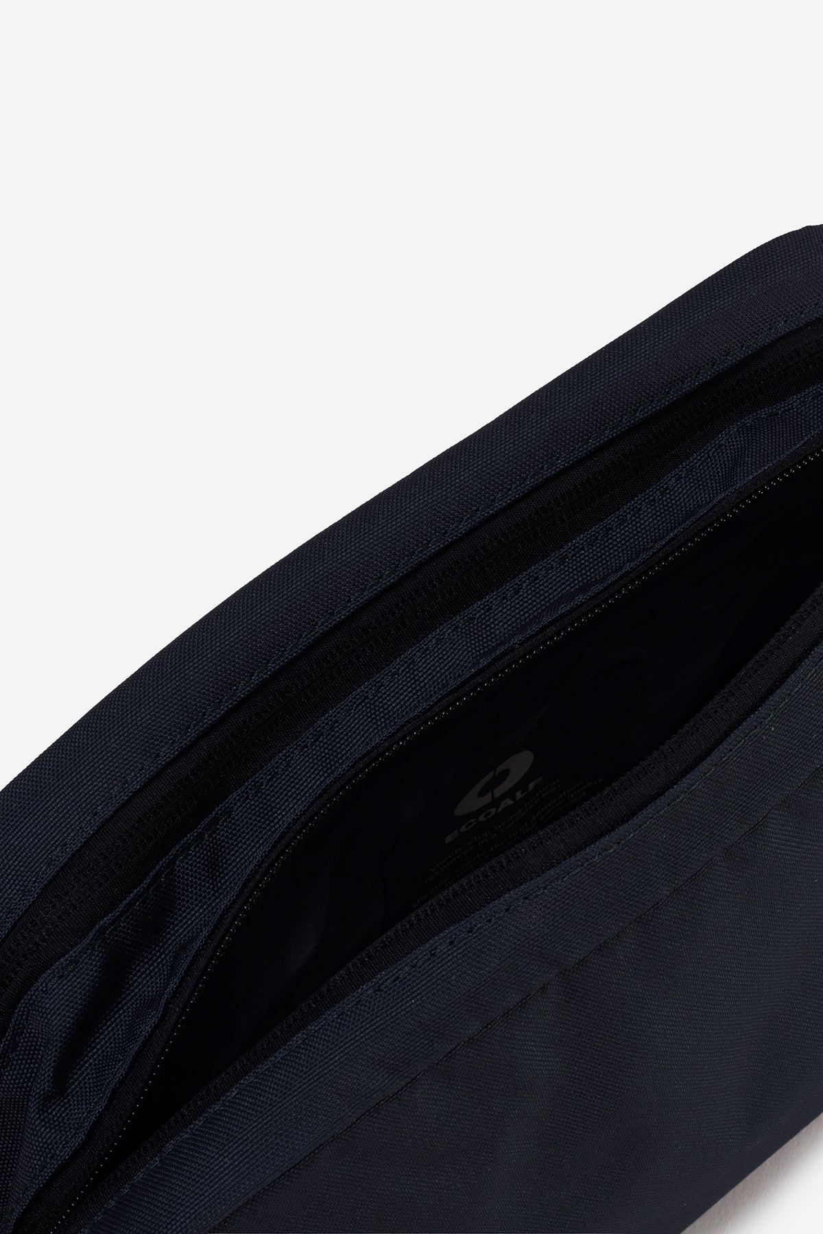 BLACK UNISEX SPORTS TOILETRY BAG