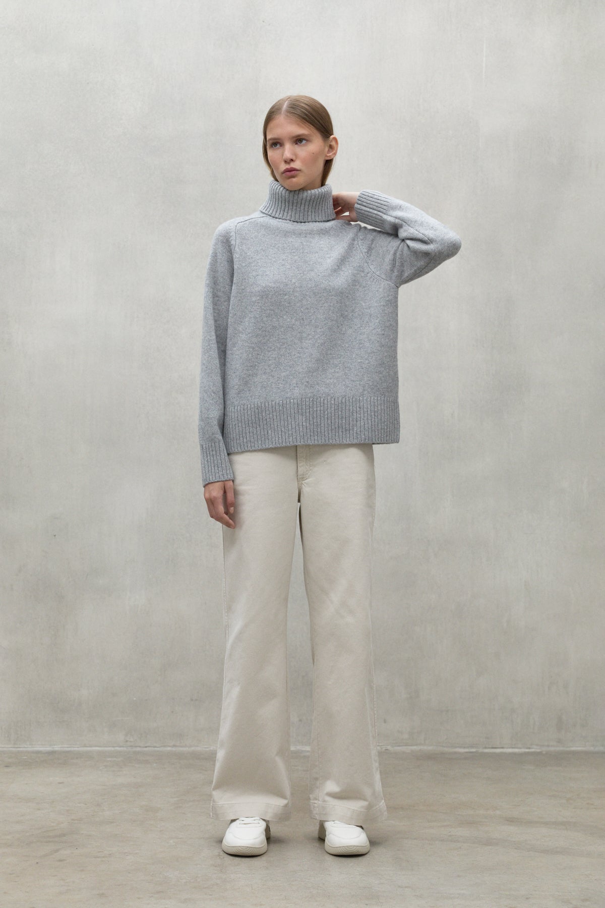 GREY CAQUI TURTLENECK JUMPER | ECOALF