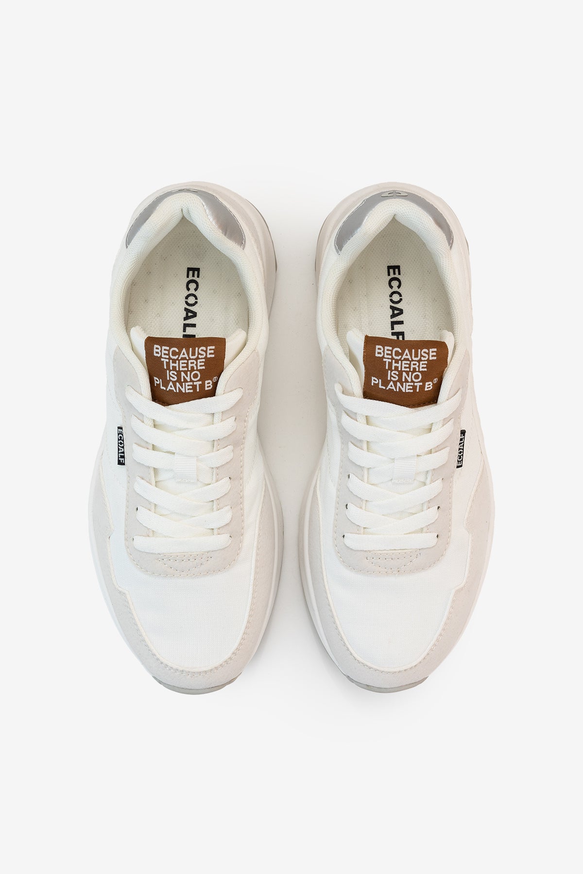 WHITE SUACE TRAINERS