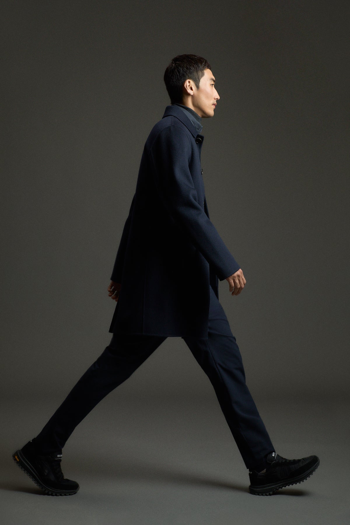 NAVY BLUE CRONO COAT