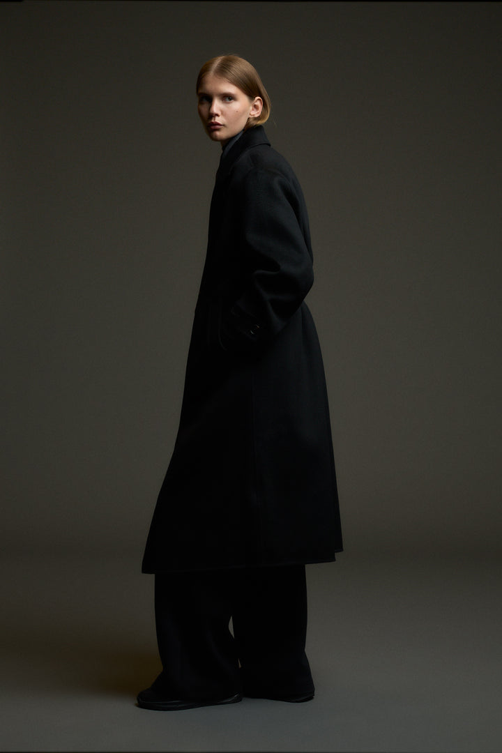 BLACK GEA COAT