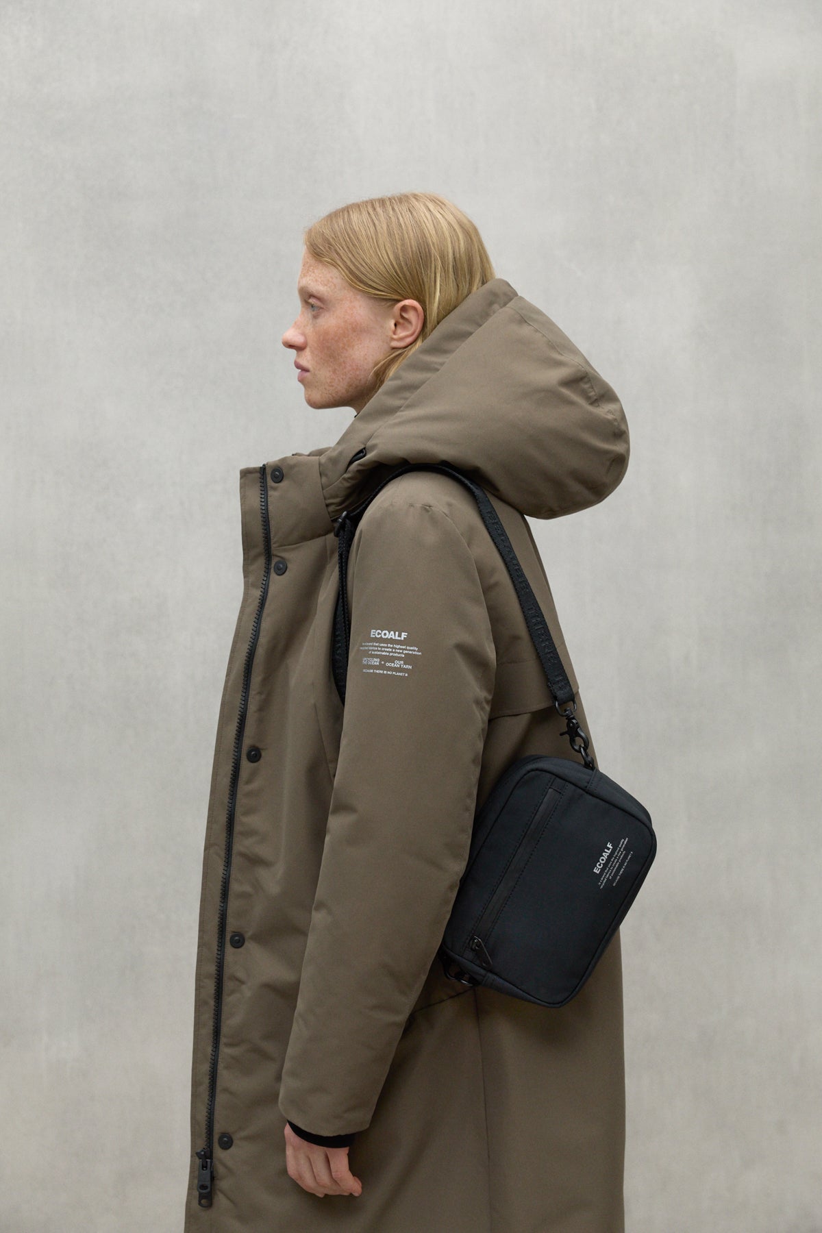 color-akiraalf-crossbody