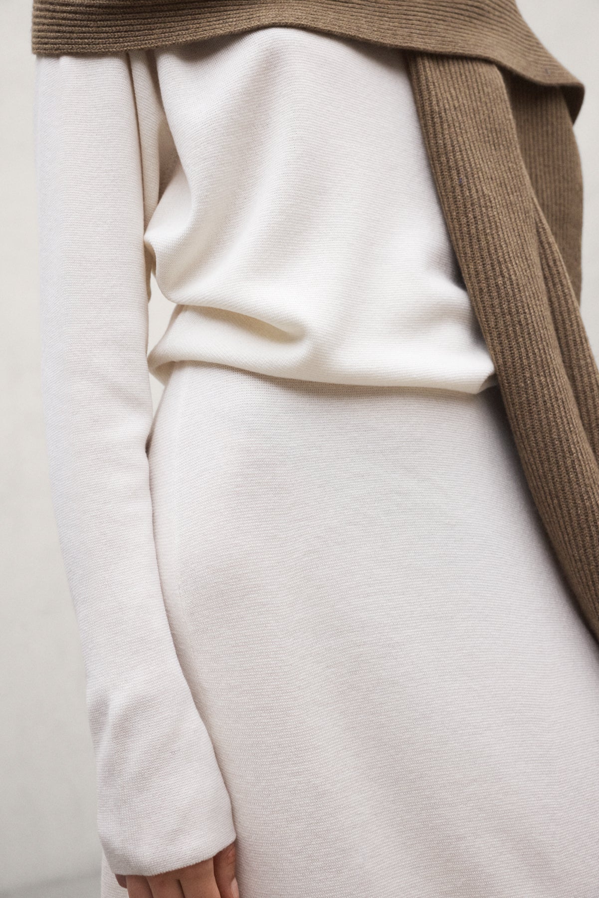 ANNIE-KLEID IN BEIGE