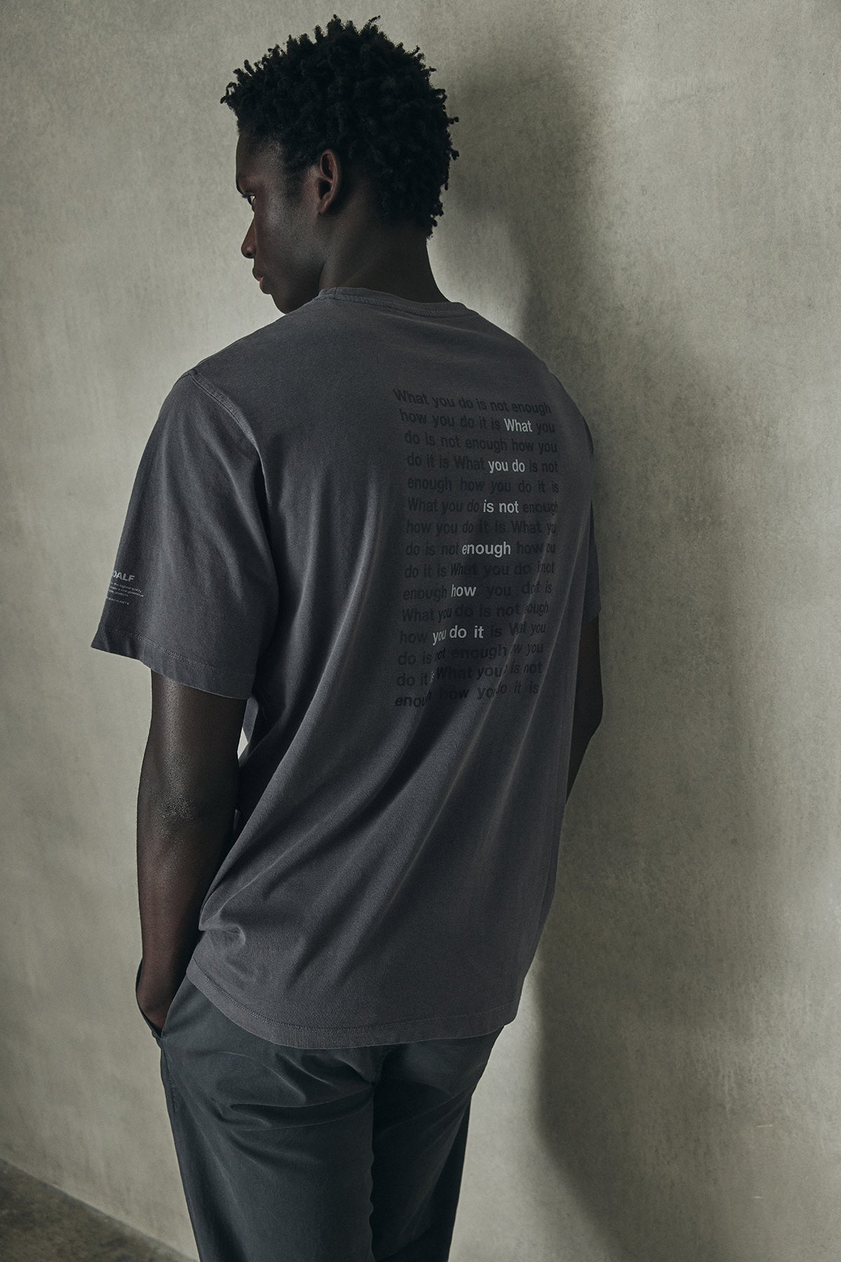 T-SHIRT BURGOS GRIS FONCÉ