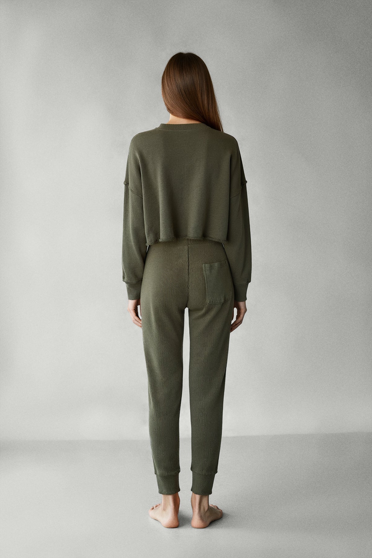 GREEN SWEATSHIRT FRONT