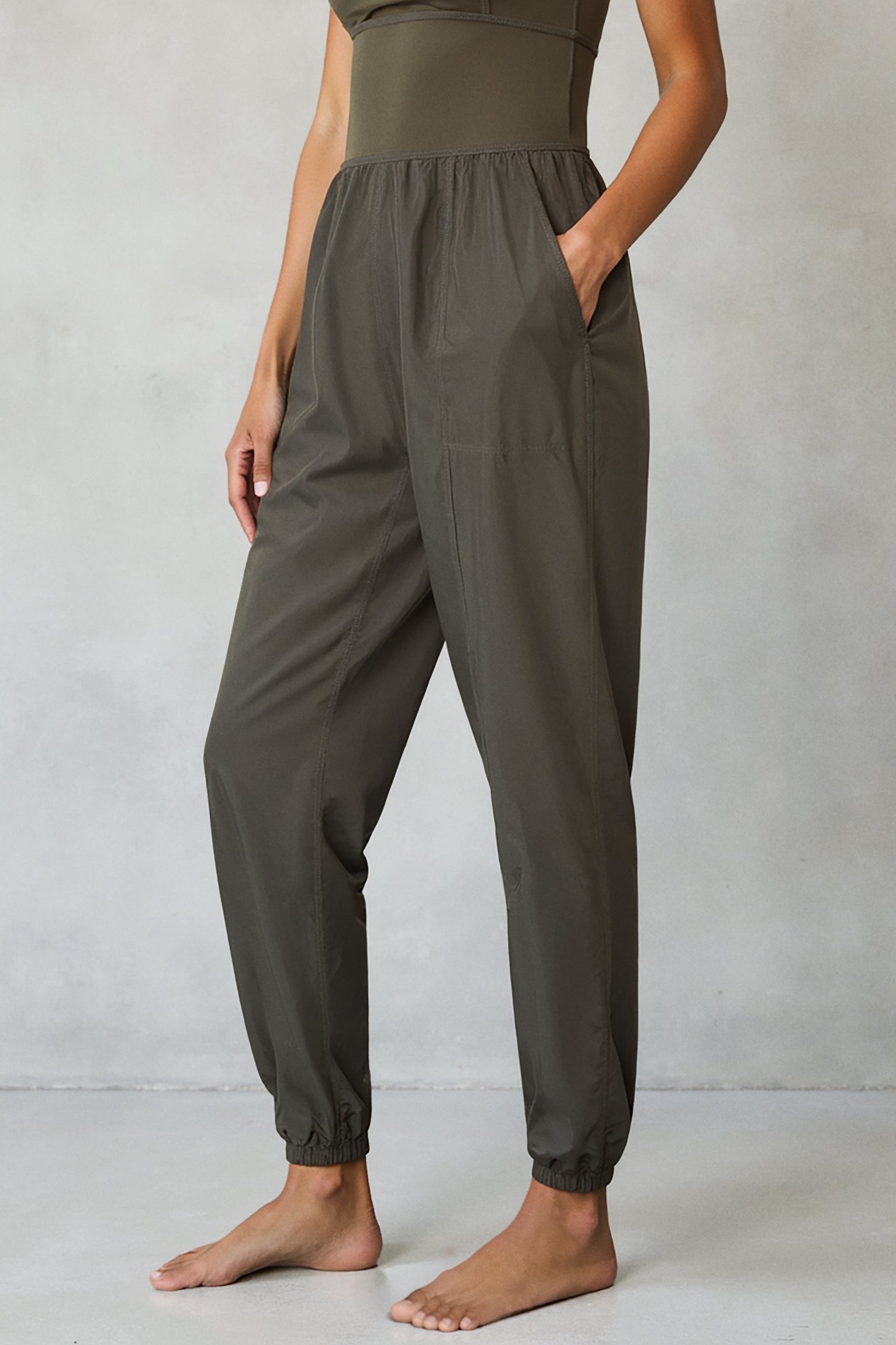 GREEN JUMPSUIT CHRYS