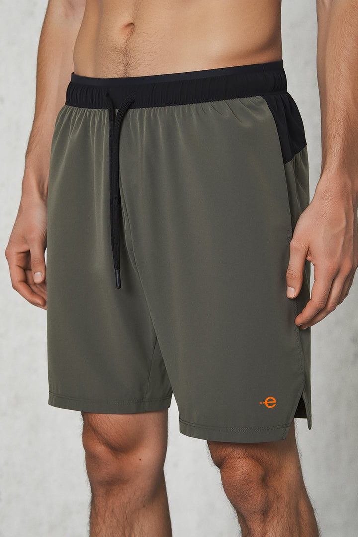 DUAN SHORTS GRÜN