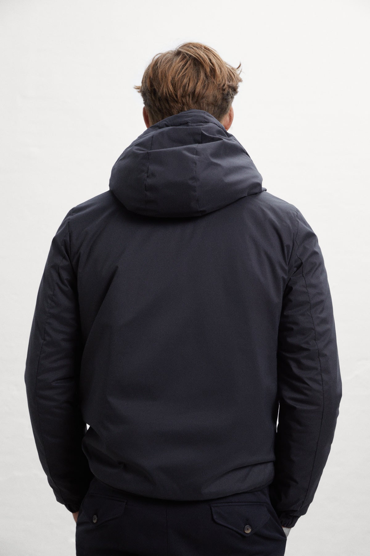 ECOALF Giacca Lunga Uomo Con Cappuccio – Blu Navy, Cappotto Vegano, Impermeabile, Leggera, Con Tasche Zip, Stile Contemporaneo - 5