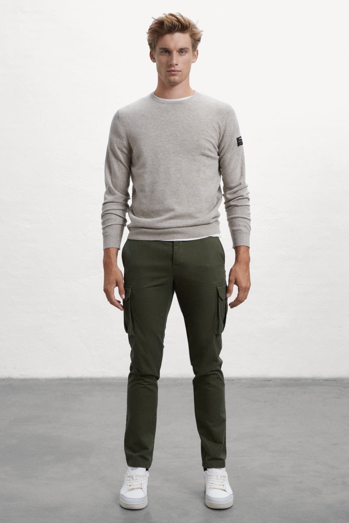 Mid Rise Cargo Pants - Washed Grey
