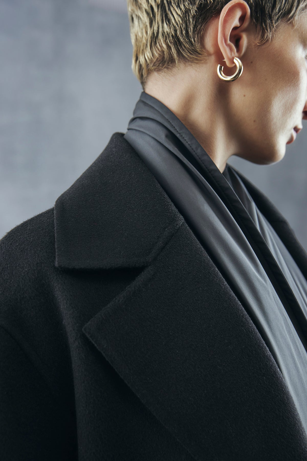 BLACK GEA COAT