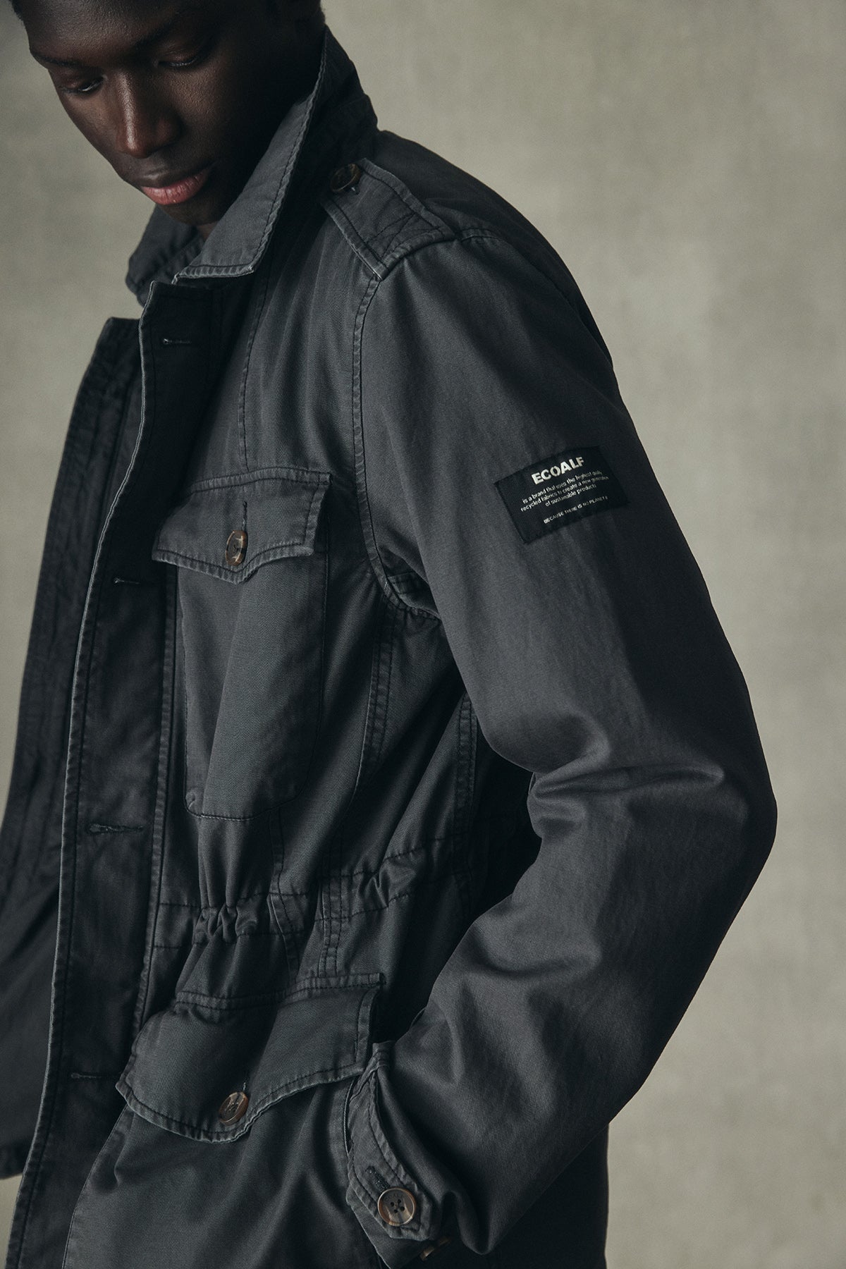 CHAQUETA LAWU GRIS OSCURO