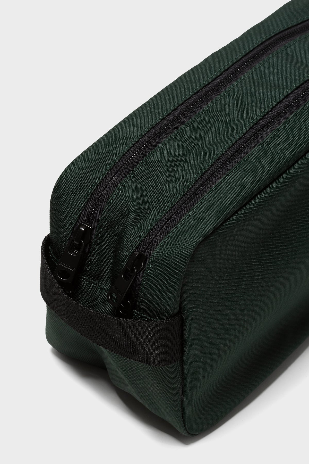 NECESER SPORT VERDE OSCURO