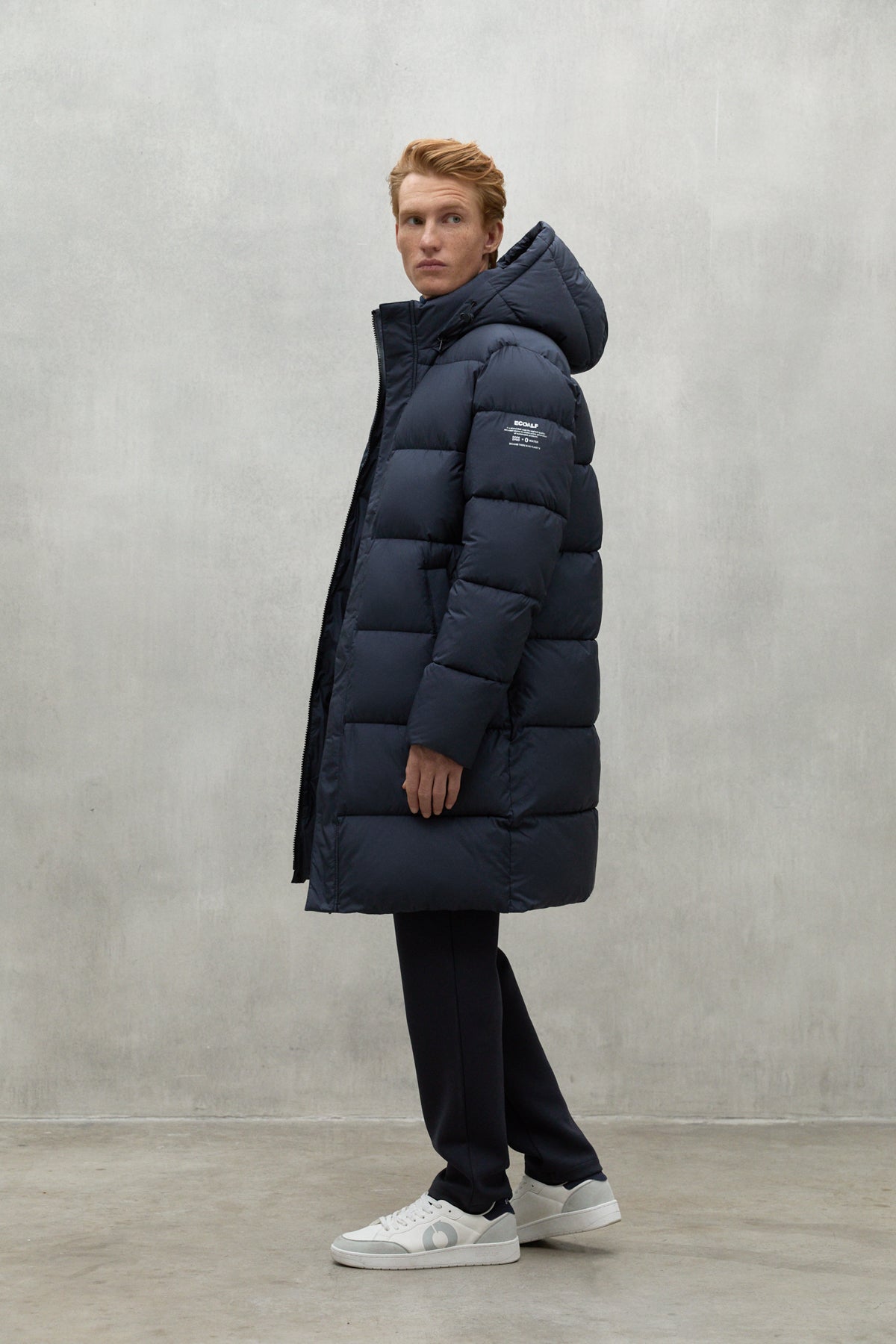 NAVY BLUE VELAN COAT