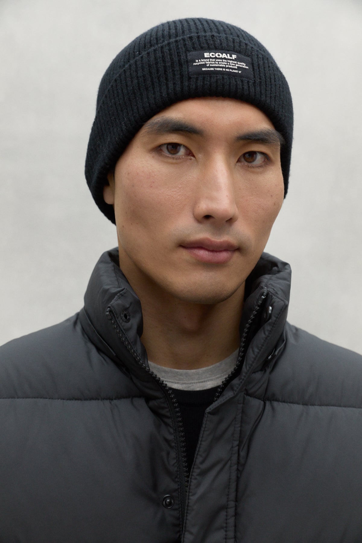 ABRIGO VELAN GRIS OSCURO