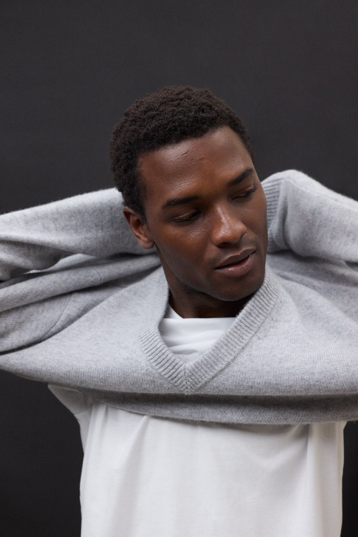 LIGHT GREY ALESIO SWEATER