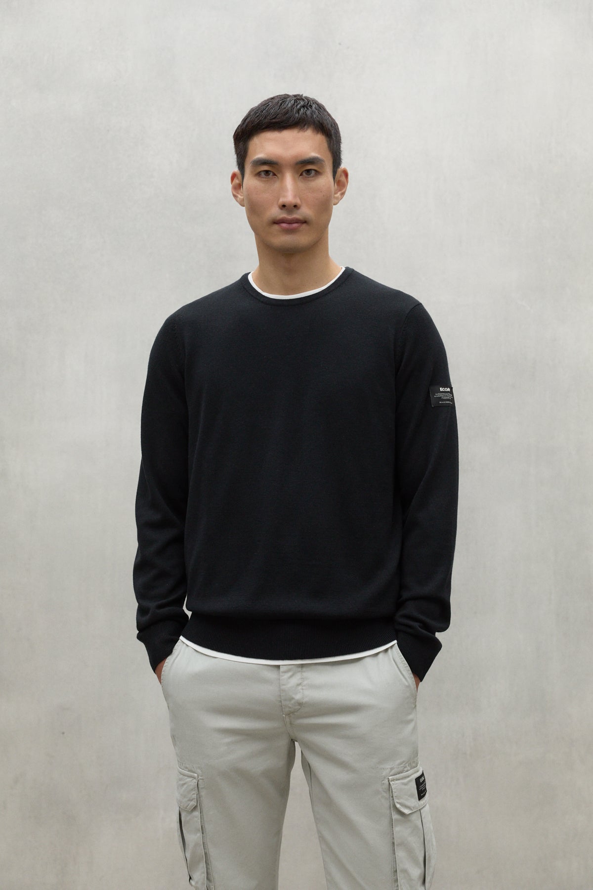 BLACK BAYONA SWEATER