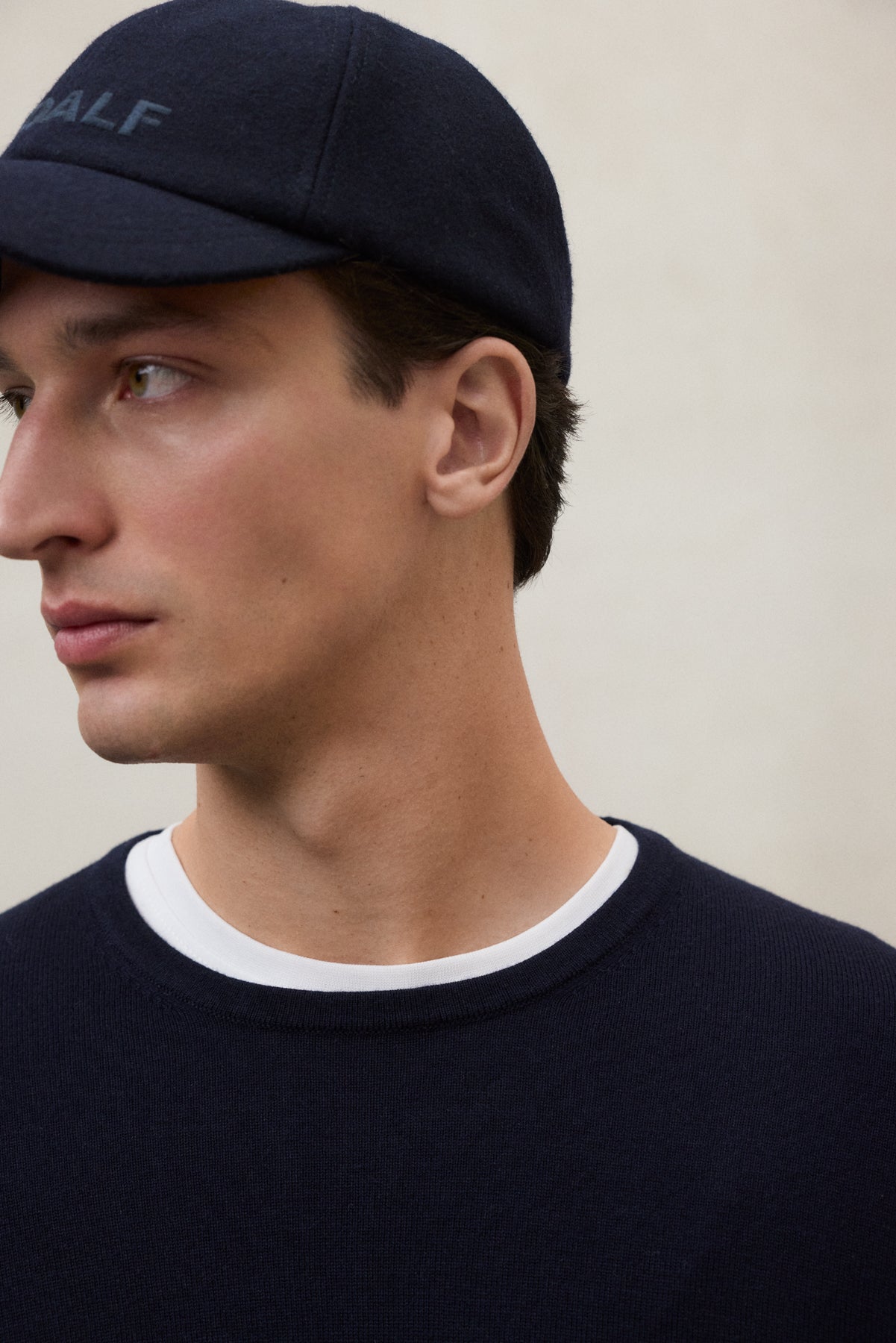 NAVY BLUE BAYONA SWEATER