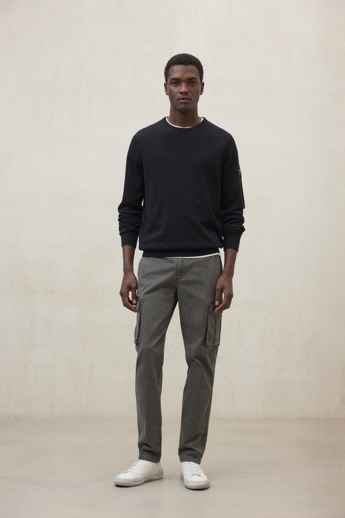 BLACK BAYONA SWEATER