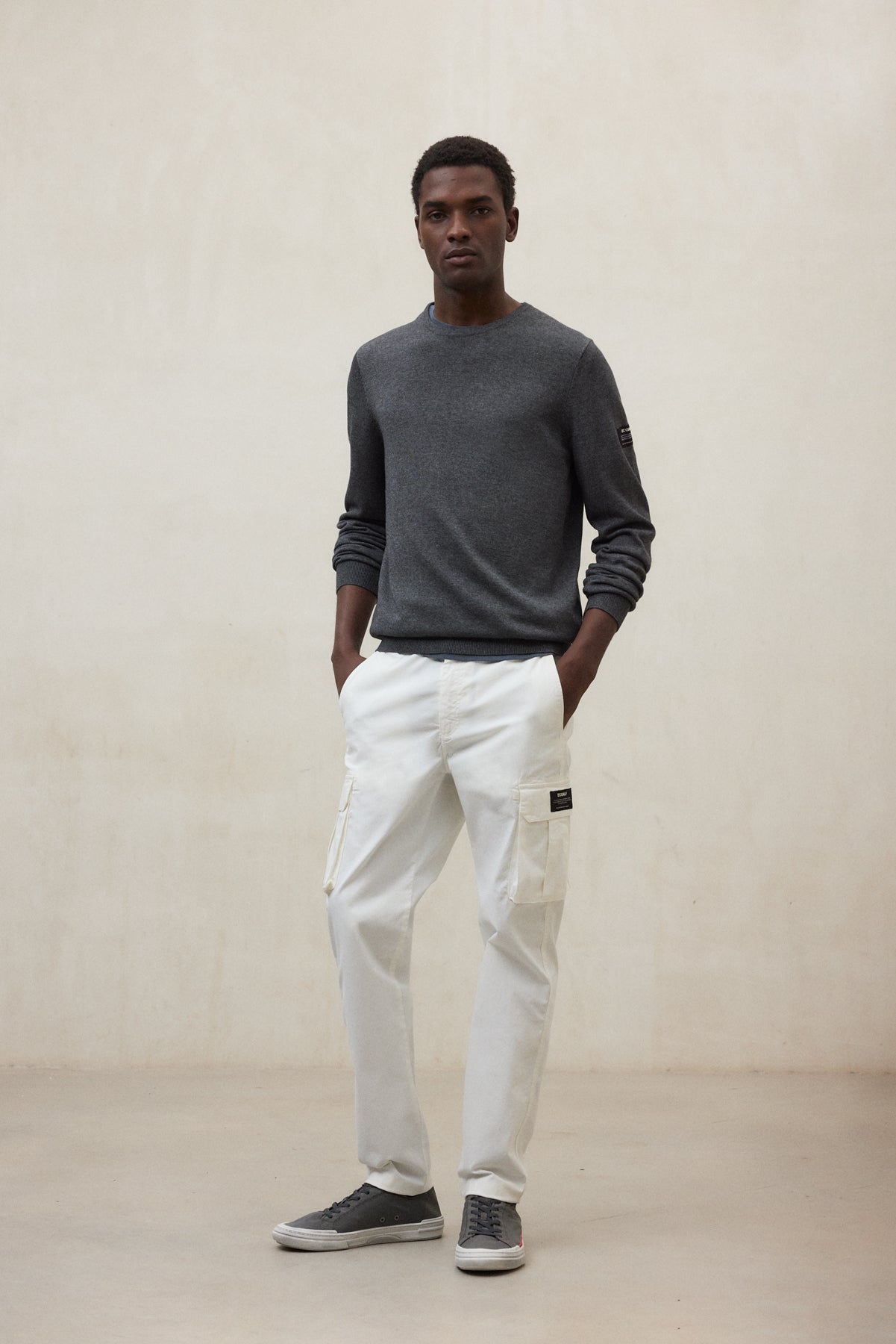 GREY BAYONA SWEATER