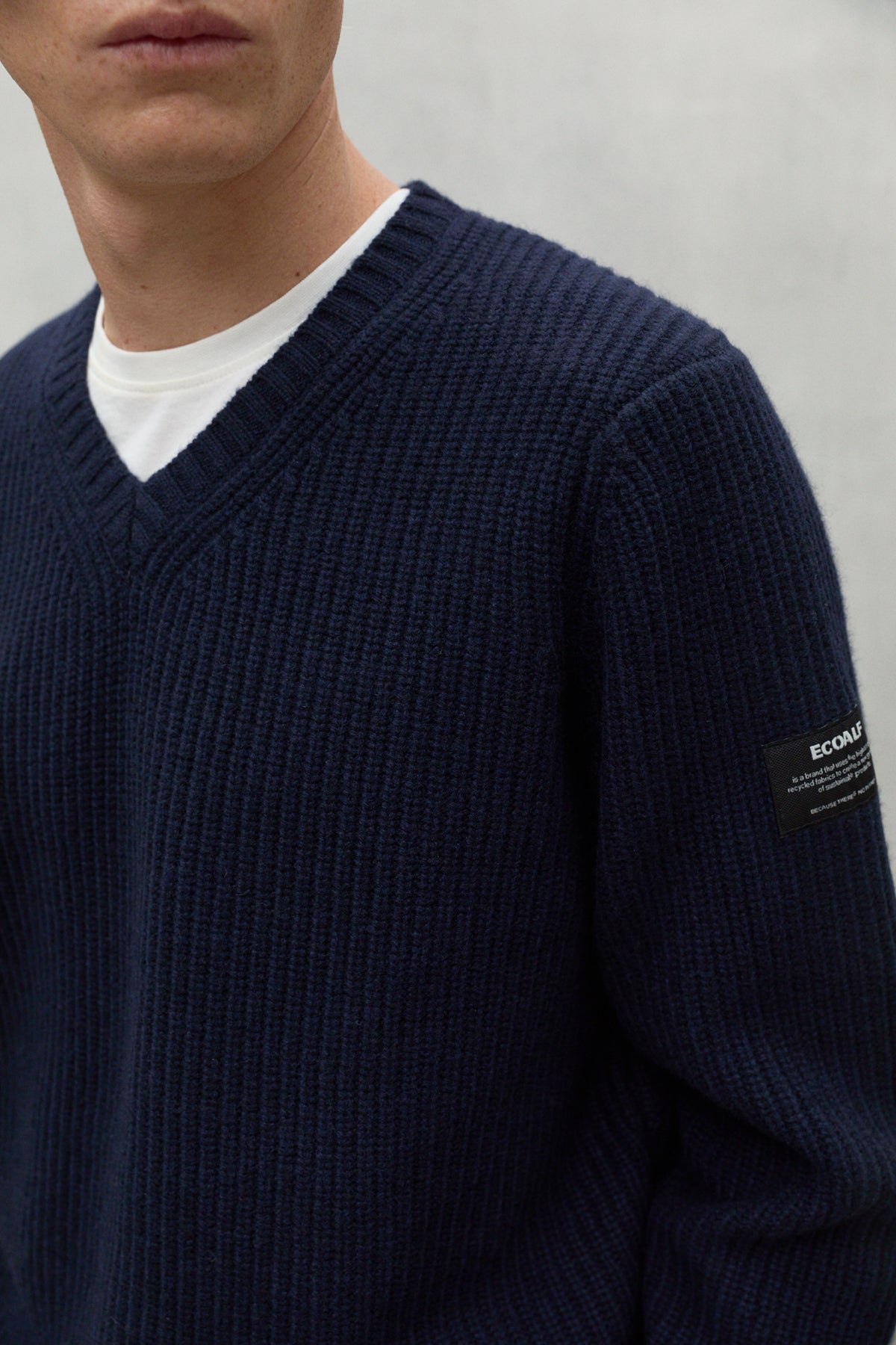 NAVY BLUE BOJ SWEATER