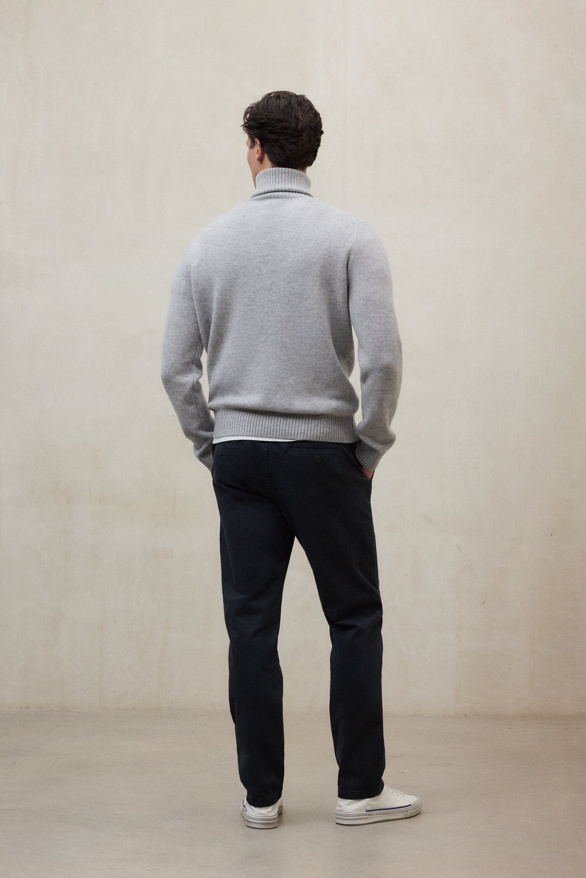 PULLOVER BRUN HELLGRAU