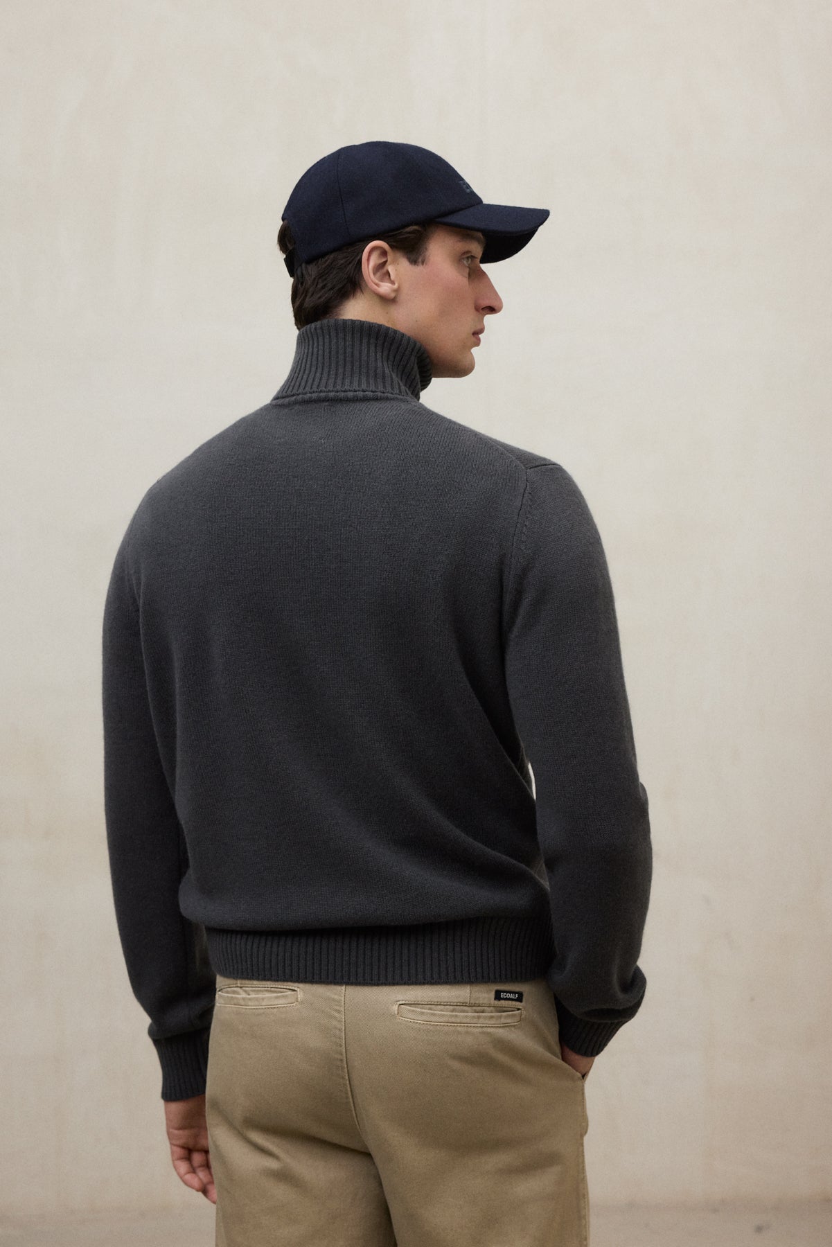 DARK GREEN BRUN SWEATER