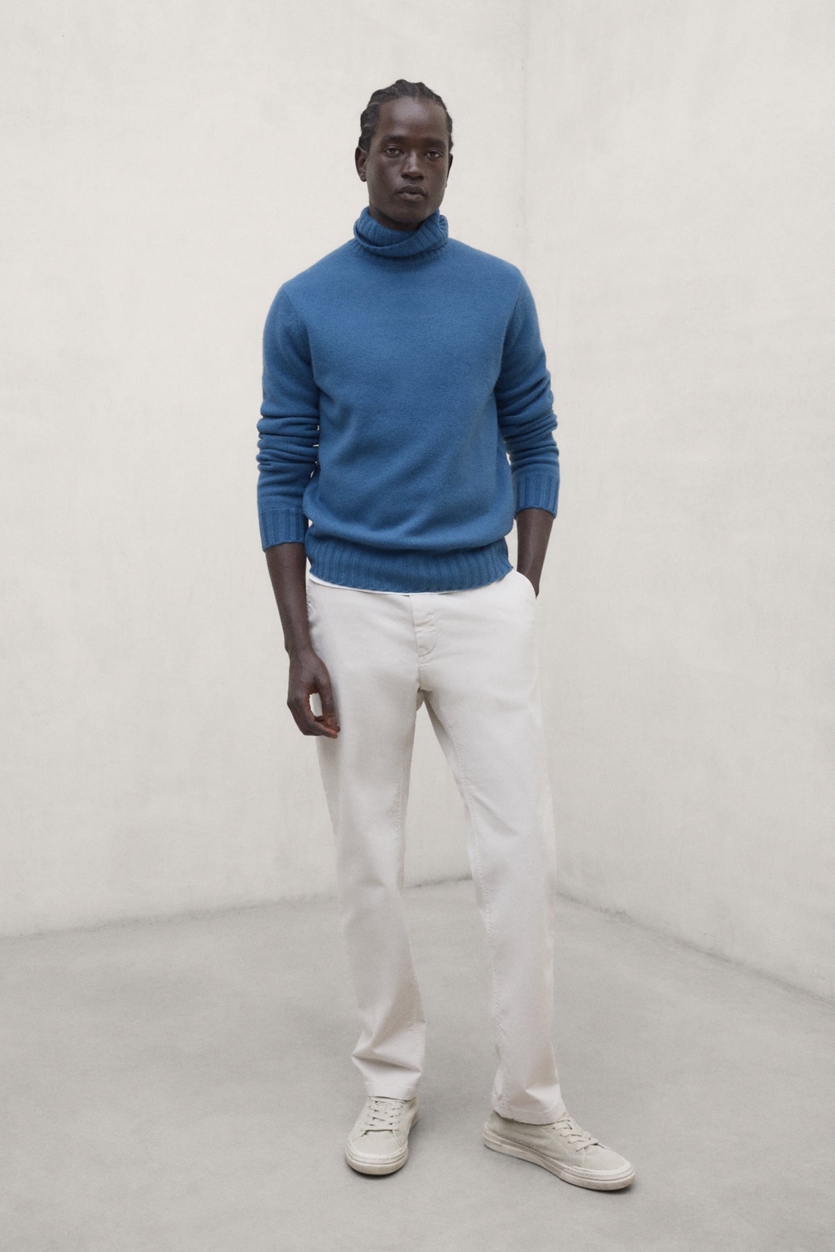 BLUE BRUN SWEATER