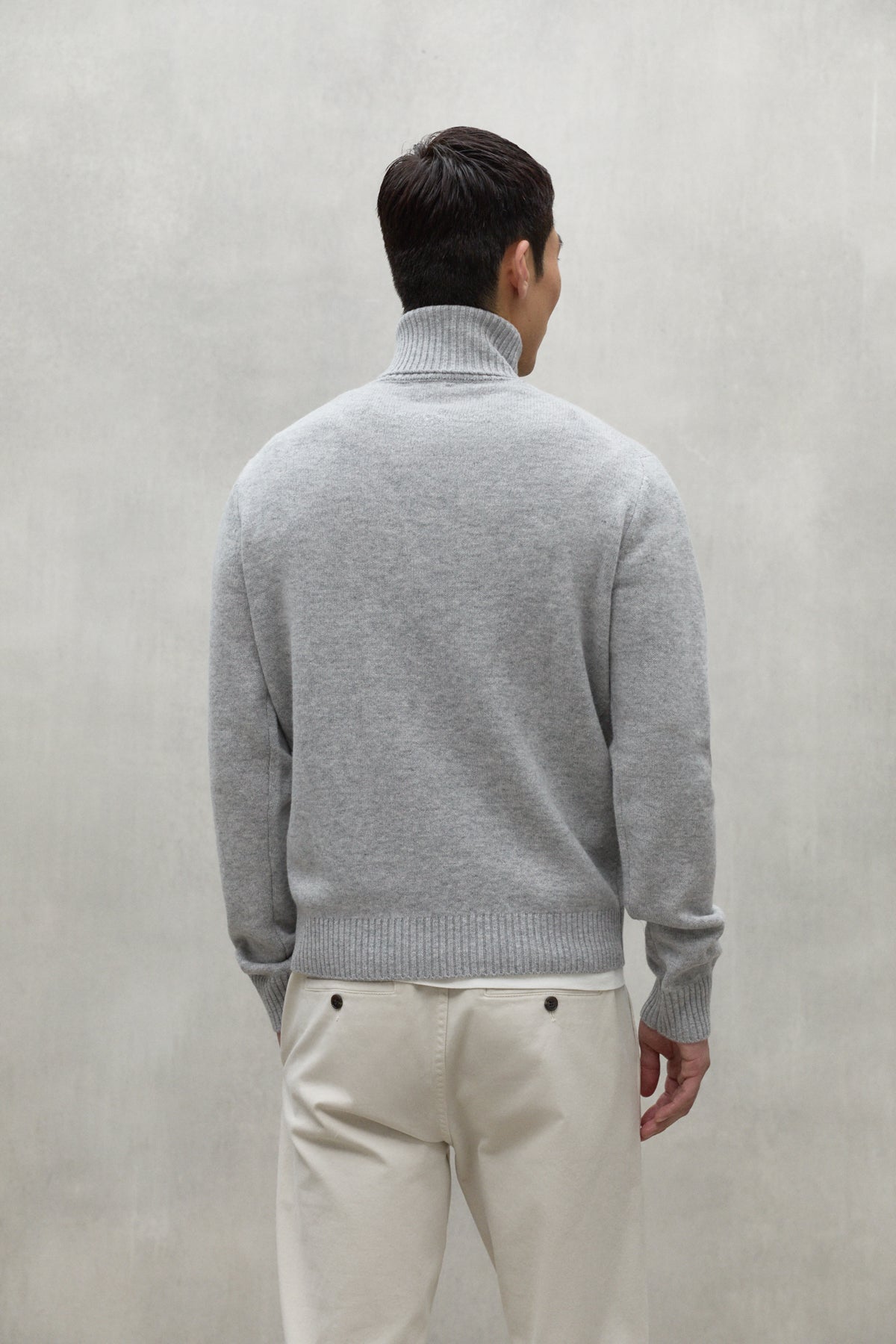 GREY BRUN SWEATER