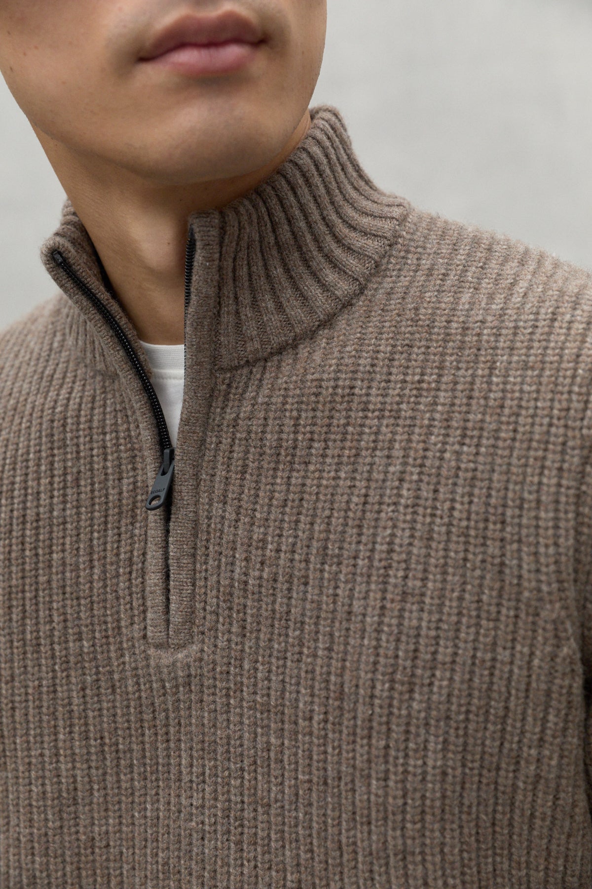 BROWN DRAGO SWEATER