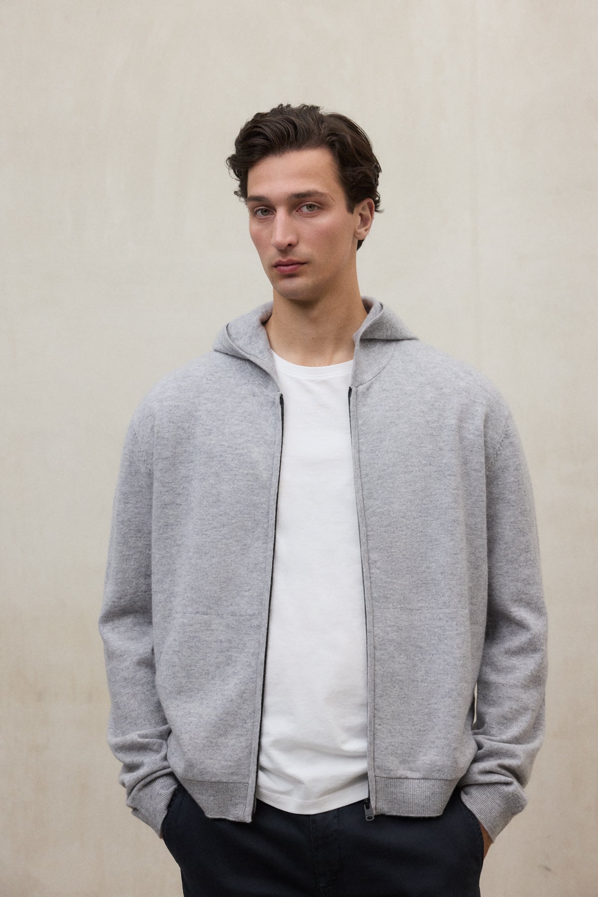 LIGHT GREY ENU SWEATER