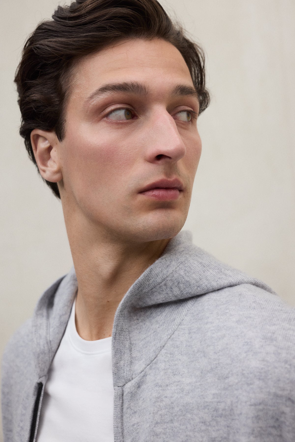 LIGHT GREY ENU SWEATER