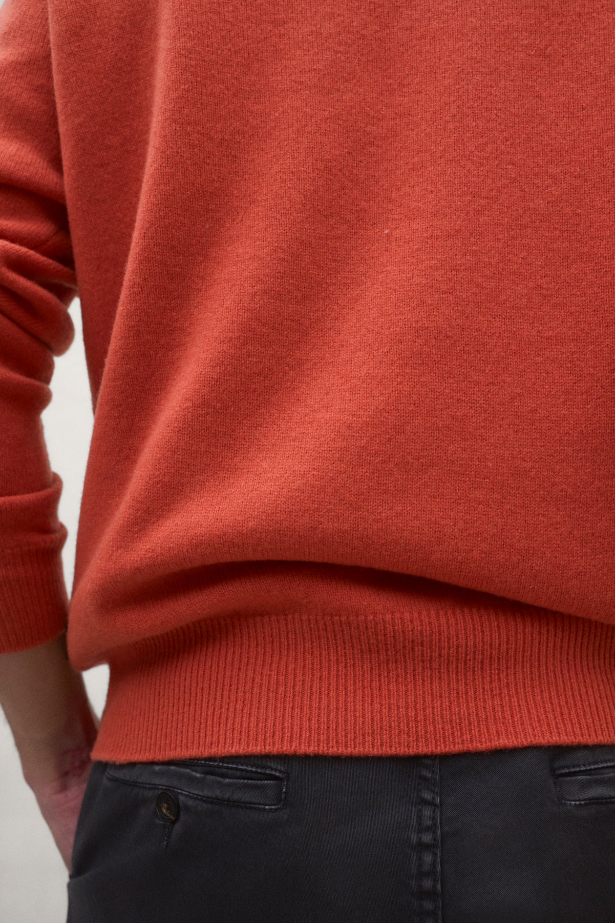 ORANGE LAGUNA SWEATER