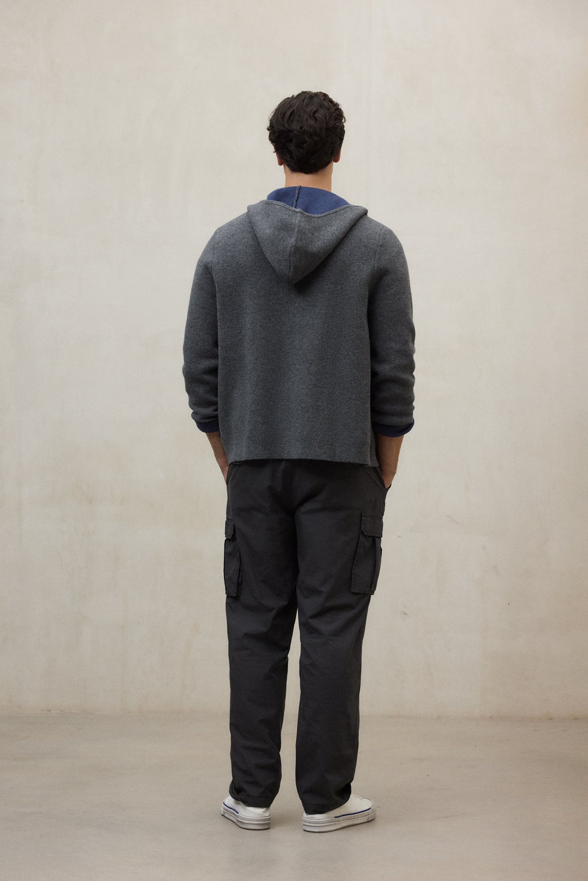 GREY OTU SWEATER