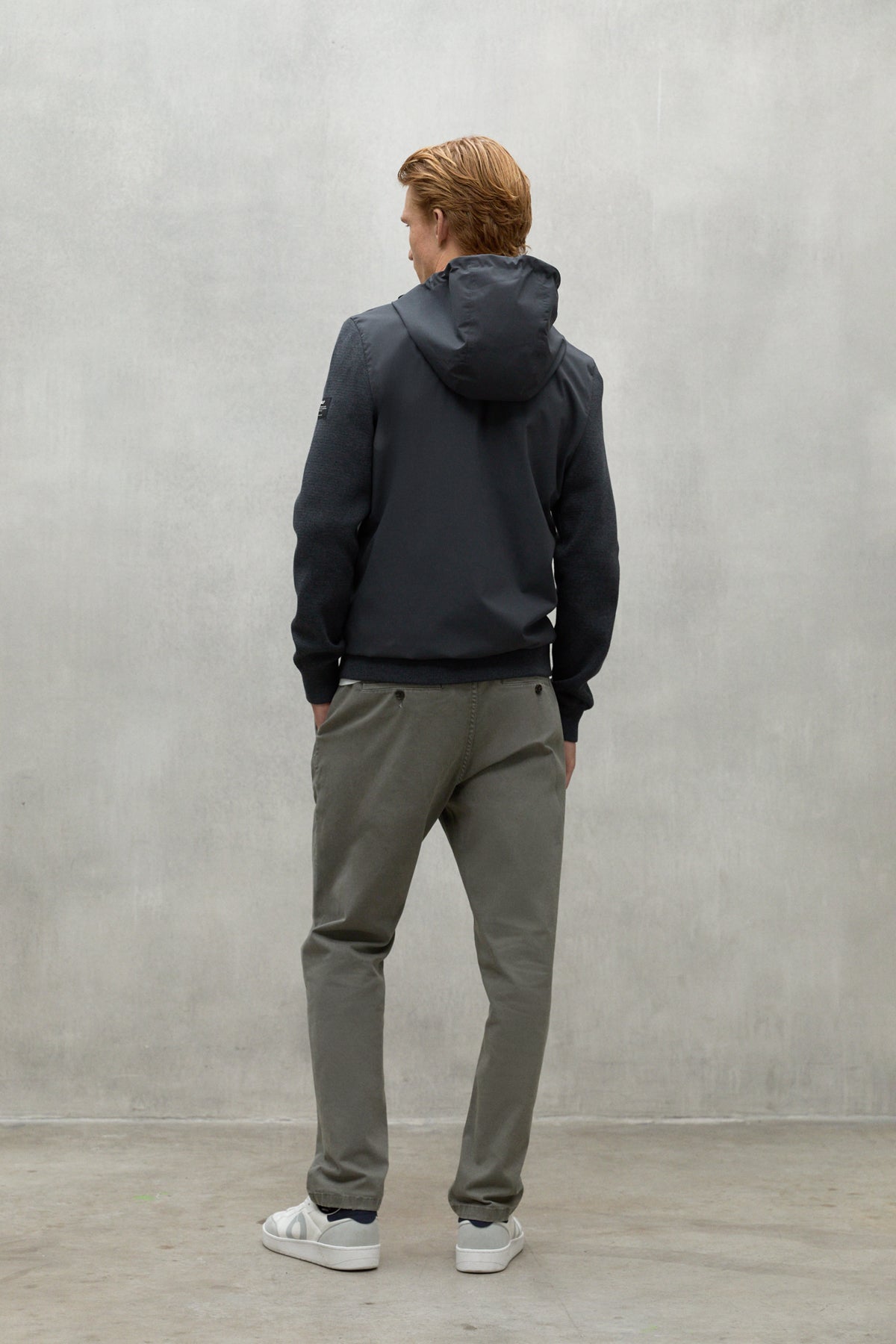 CHAQUETA PETRUS GRIS OSCURO