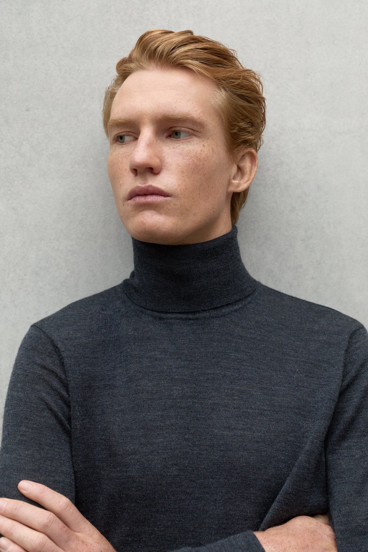 PULL SAUCO GRIS FONCÉ