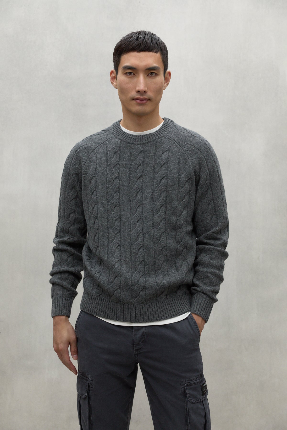 GREY TILO SWEATER