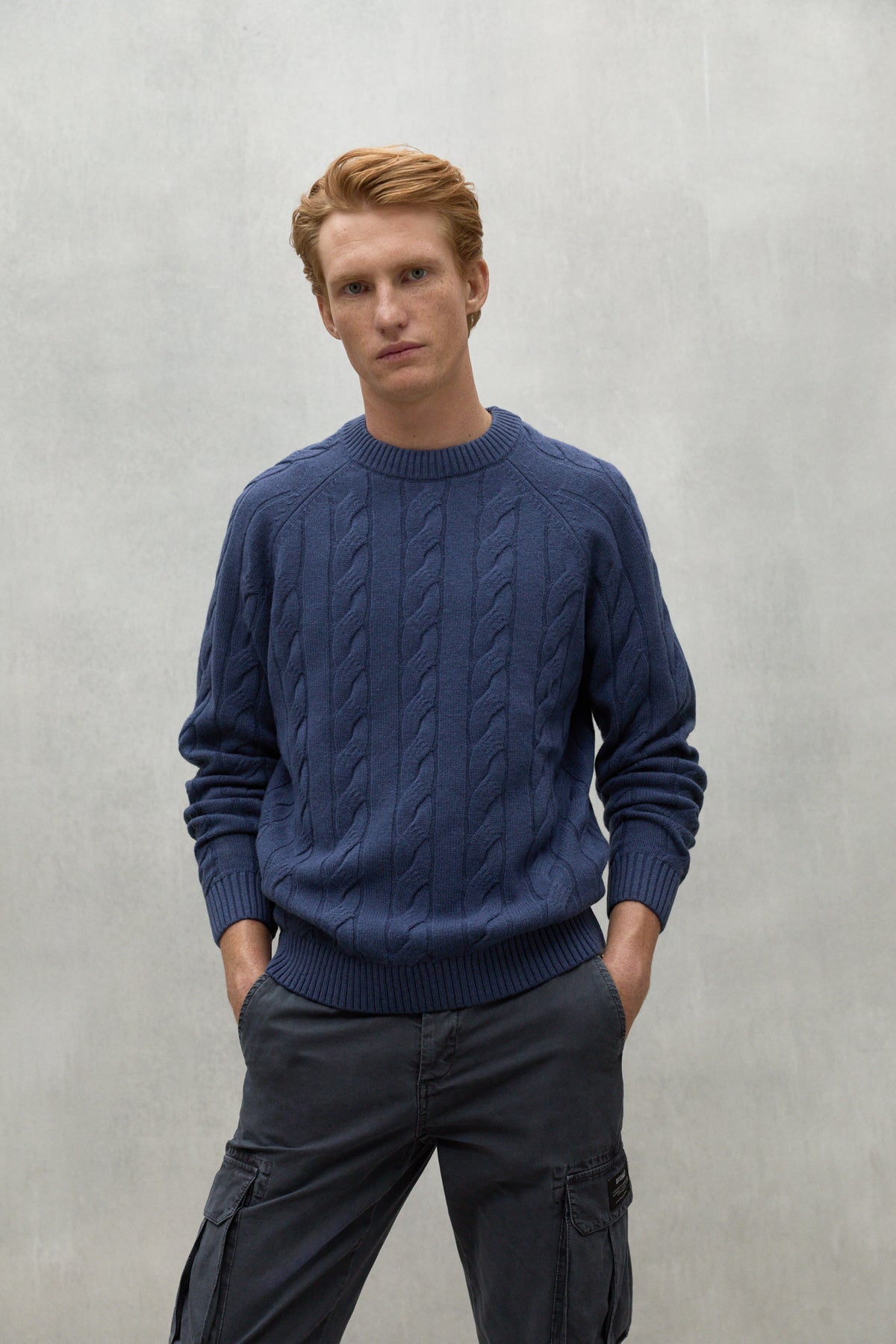 BLUE TILO SWEATER