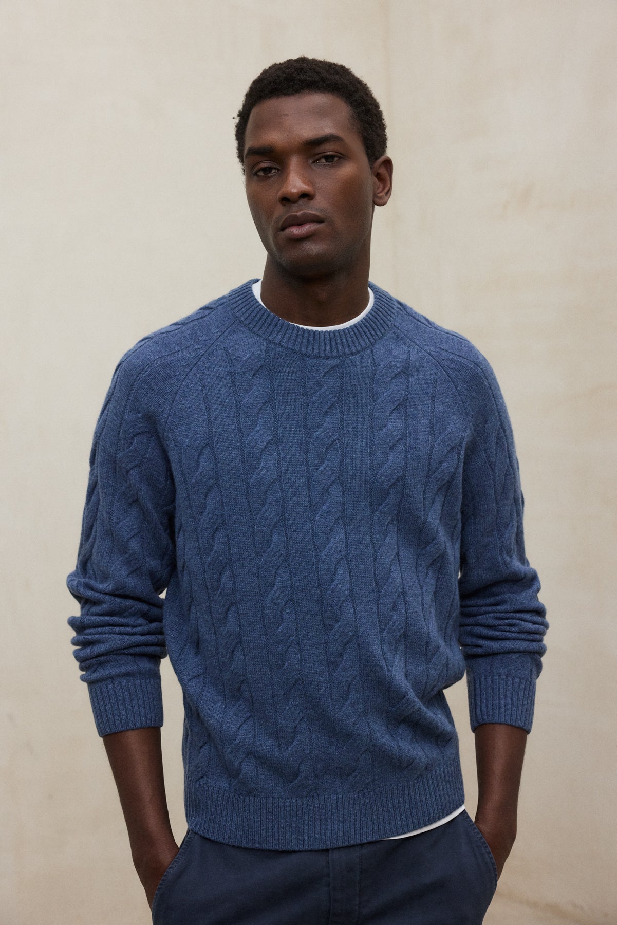 BLUE TILO SWEATER