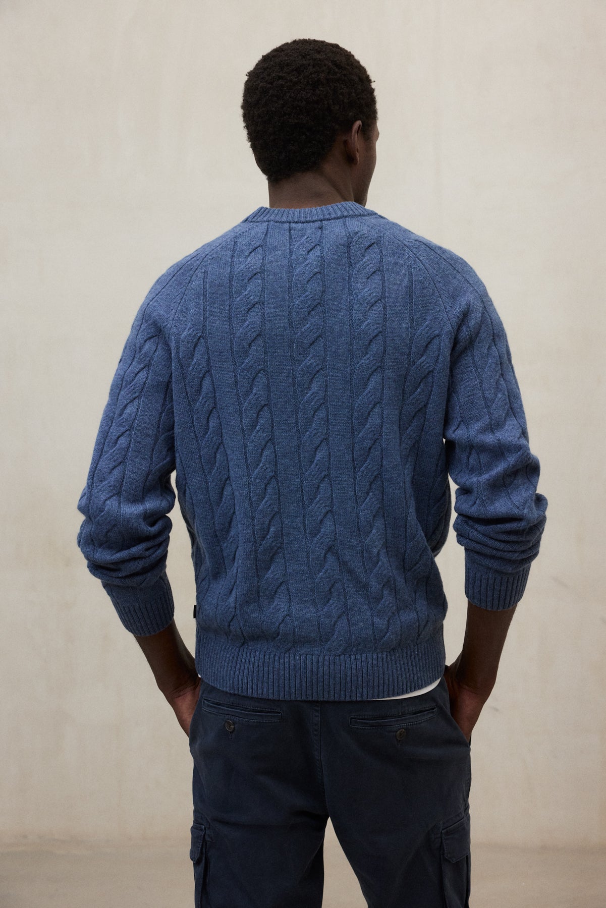 BLUE TILO SWEATER