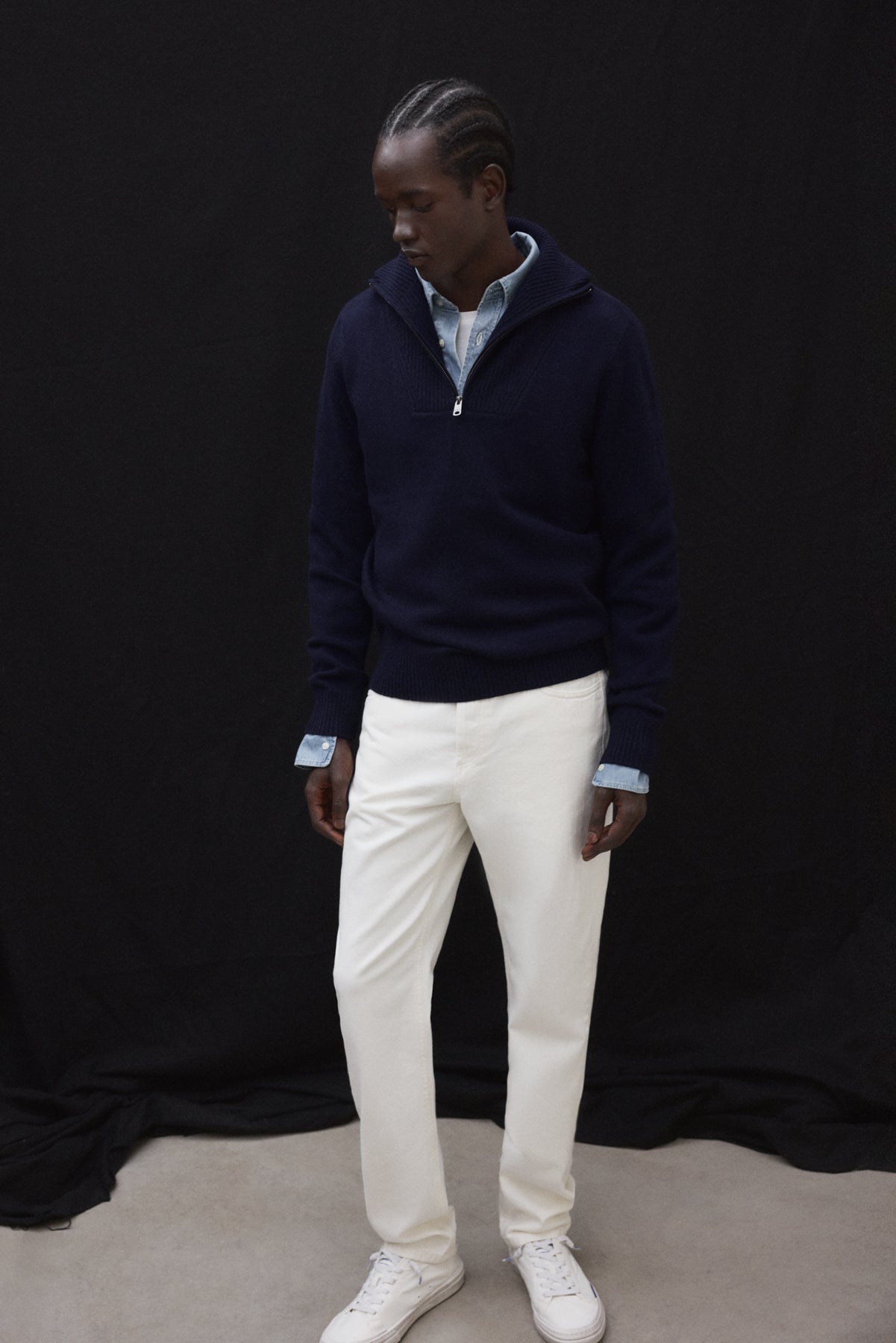 NAVY BLUE YECLO SWEATER