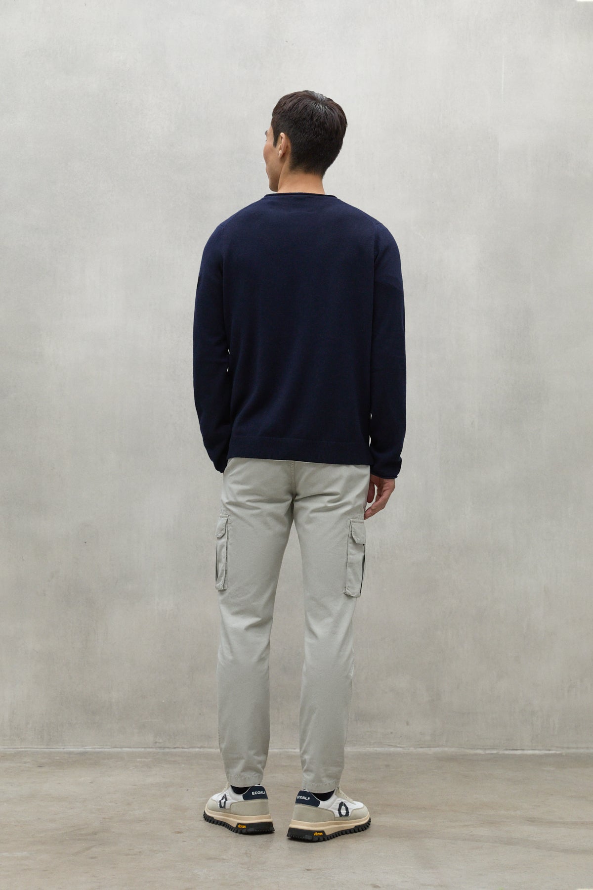 NAVY BLUE YULAN SWEATER