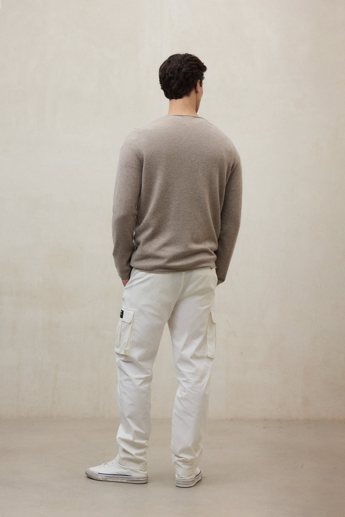 BEIGE YULAN SWEATER