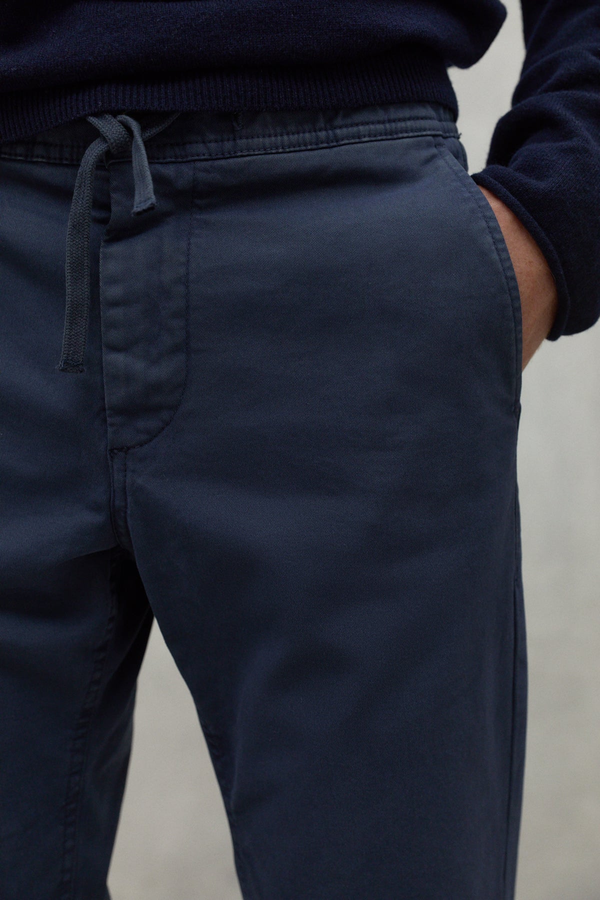 NAVY BLUE ETHIC TROUSERS