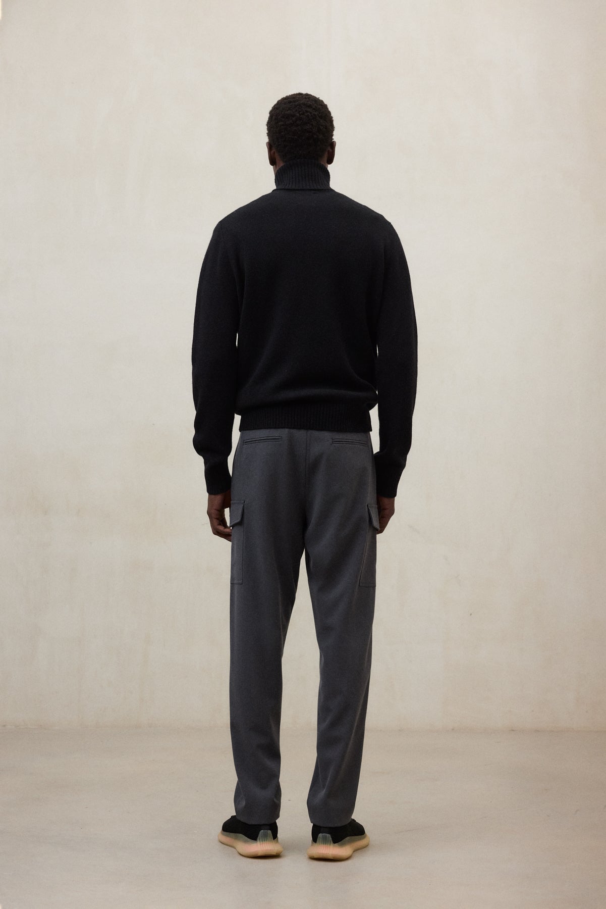 DARK GREY GENI TROUSERS