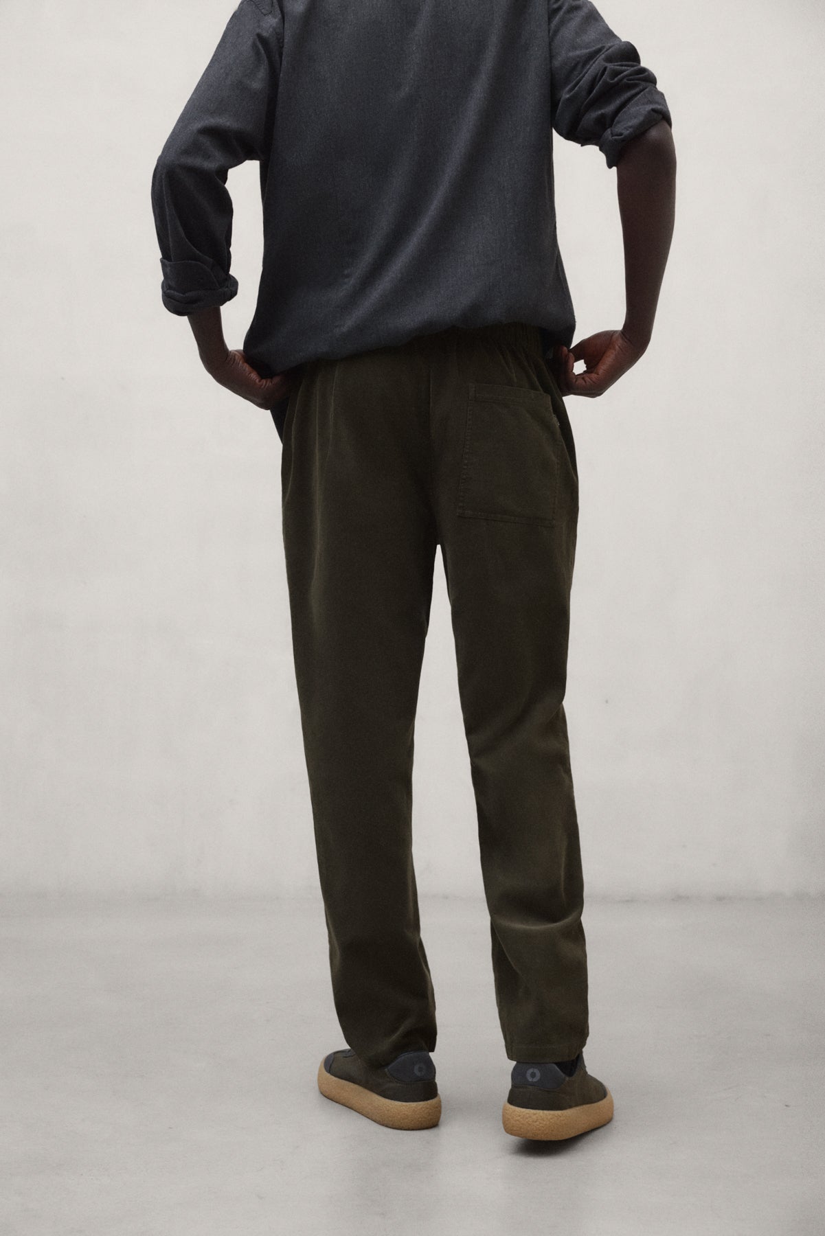 PANTALONI DI VELLUTO GINA KAKI
