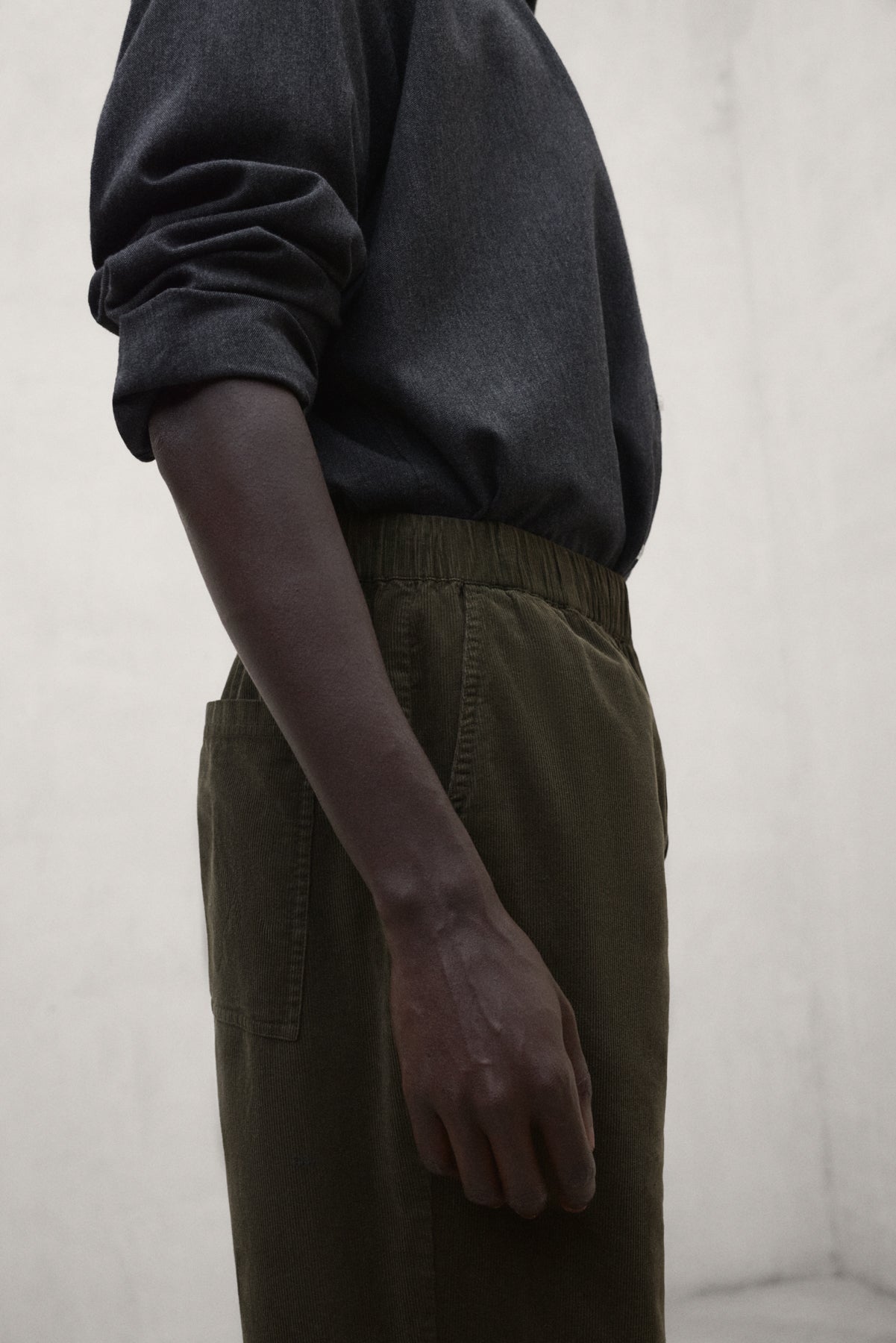 PANTALONI DI VELLUTO GINA KAKI