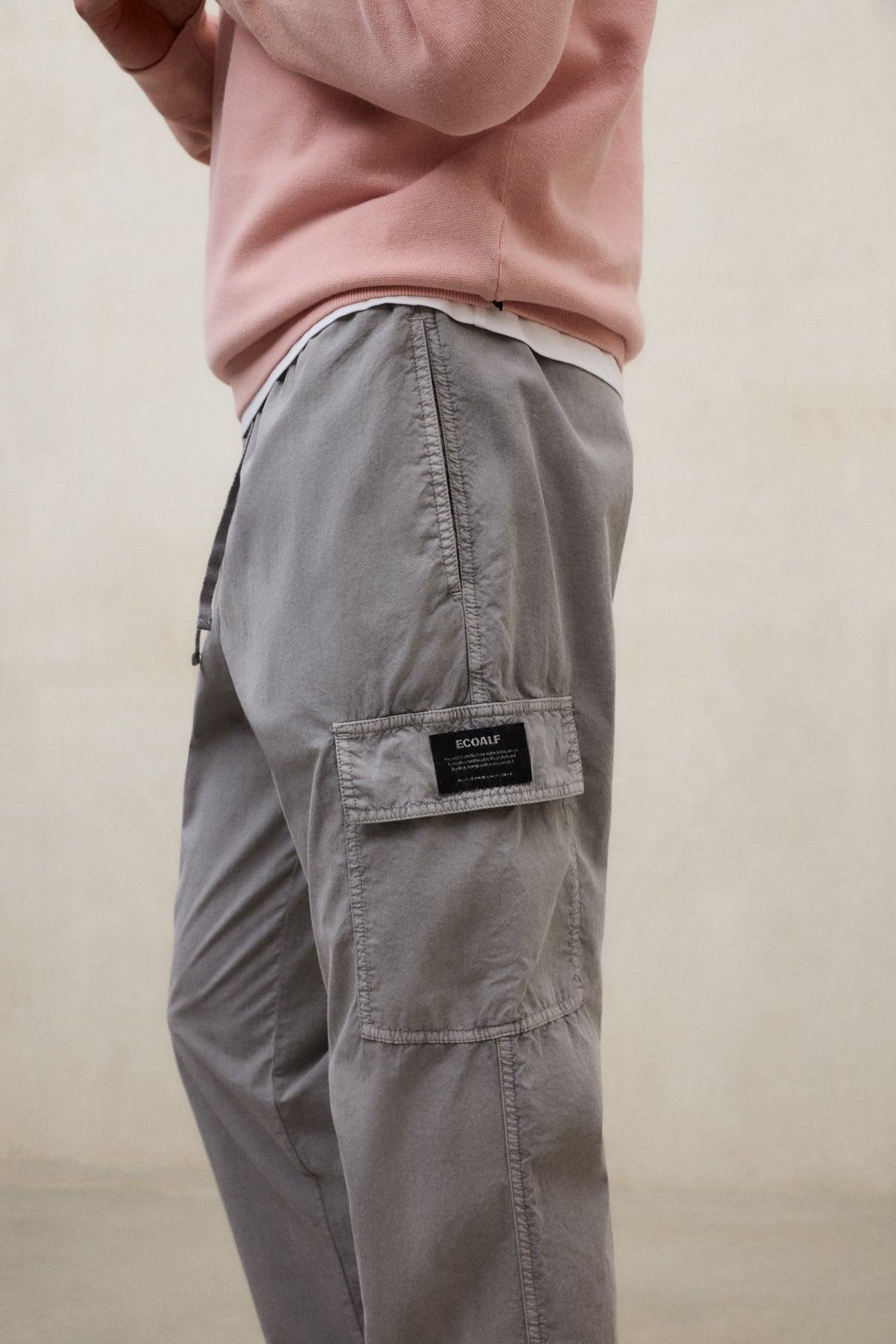 PANTALONES TARGO GRIS
