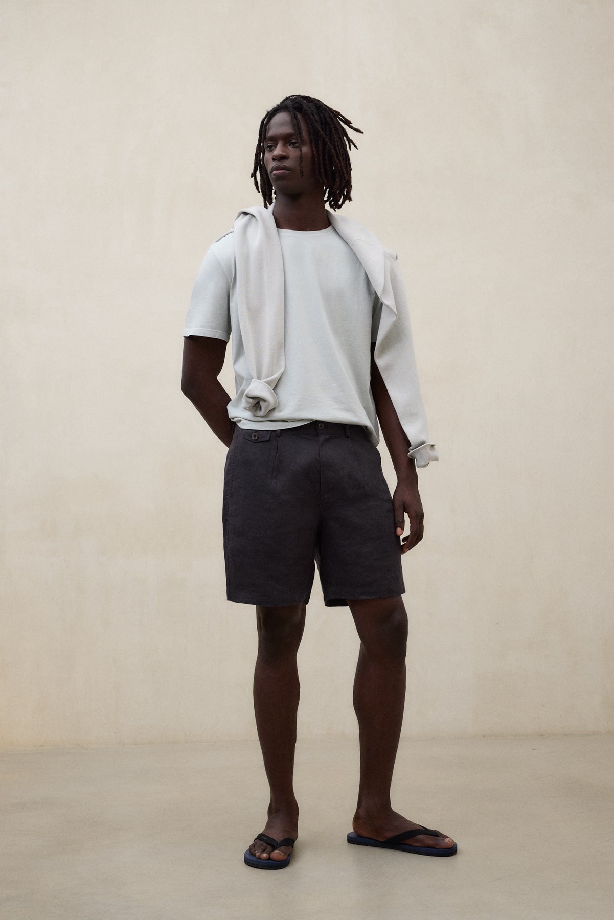 SHORTS TIKA DUNKELGRAU